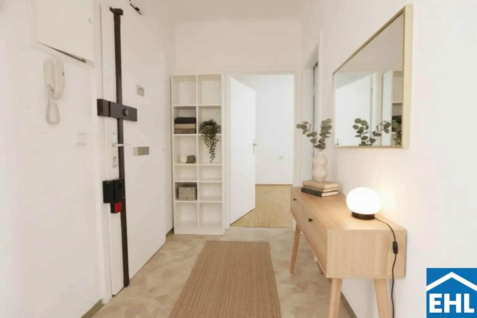 Helle 2-Zimmer-Wohnung mit Charme