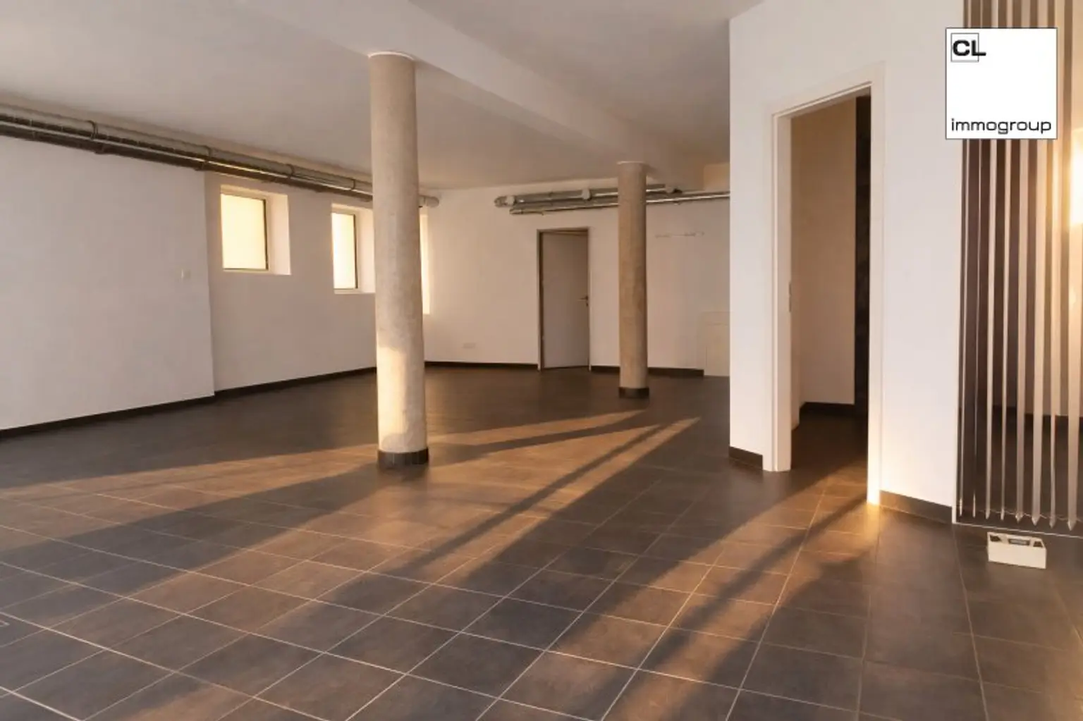 Helles, schönes und zentral gelegenes EG-Geschäftslokal nahe Kurpark, Bad Ischl; 3 Räume mit Küche, WCs und Archiv, (c) CL-immogroup, www.CL-immogroup.at