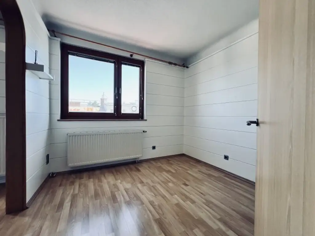 Dachgeschoßwohnung mit Terrasse und flexibler Raumgestaltung in bester Wiener Cottage Lage