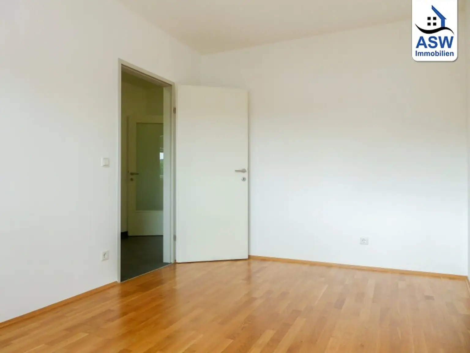 Große 58m² 2-Zimmer Wohnung, zentral gelegen mit hochwertiger Ausstattung. Unbefristeter Mietvertrag möglich!