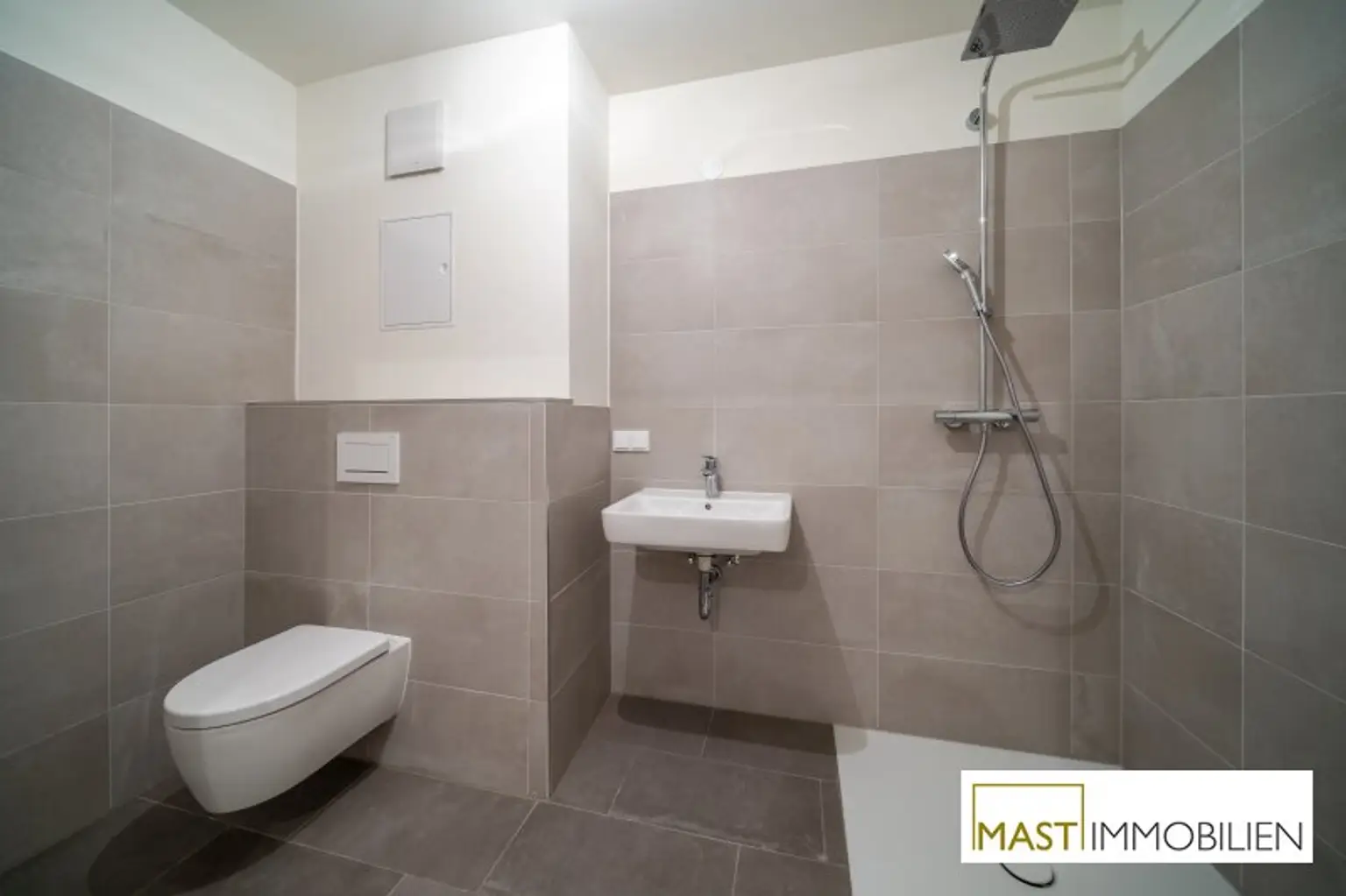 *sofort beziehbar* Kagraner Platz - Provisionsfreie 2 Zimmer Wohnung mit Loggia