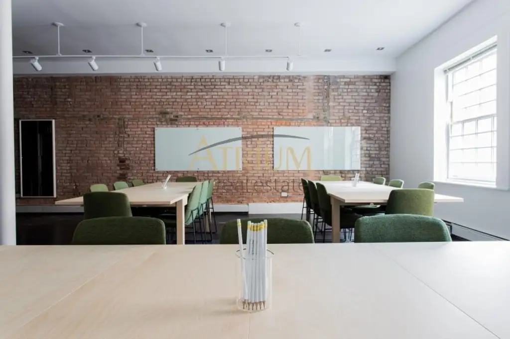 Beauty? Frisör? oder doch ein Tattoostudio? Hier ist jedes Konzept möglich.