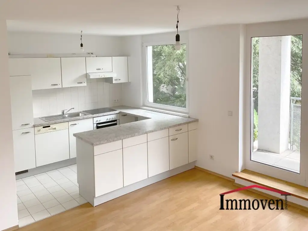 TEILWEISE HOFRUHELAGE - 2-Zimmerwohnung mit Balkon (Mietbeginn 01.02.2026)