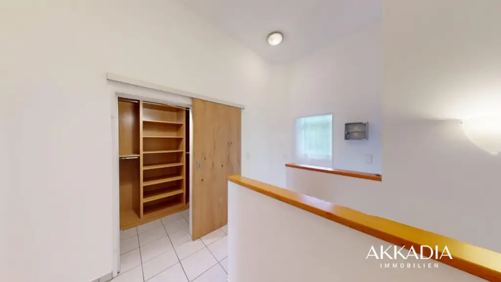 Maisonette-Wohnung mit Terrasse & Garten in zentraler Lage von Korneuburg – Wohnen im generalsanierten Backsteinbau