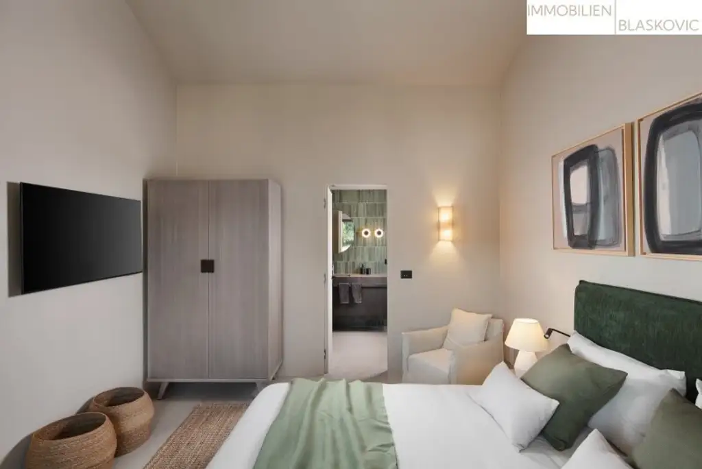 Luxus-Villa mit beheiztem Pool und Wellnessbereich in Vrsar - Erstbezug mit Top-Ausstattung!