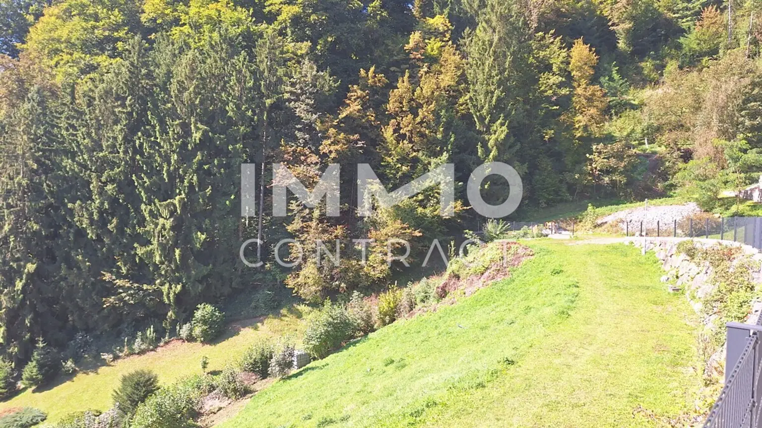 Baugrund 1.177 m² mit Donaublick - Südhang - mit angrenzenden kleinen Grünland 255 m² - St. Nikola