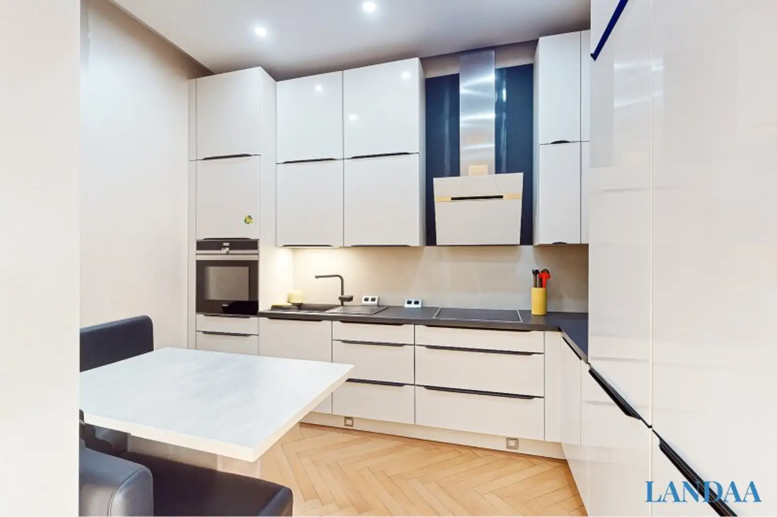 ++NEU++ RARITÄT! Stilvolle 4-Zimmer-Altbauwohnung im 4. Liftstock – hell, ruhig, hochwertig! nahe Prater & Augarten