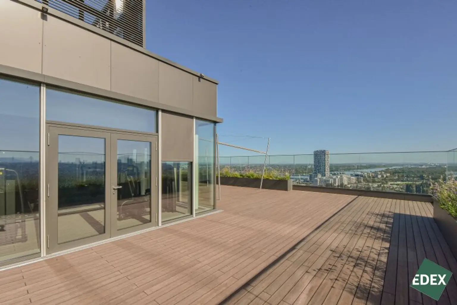 ERSTBEZUG: Traumhafte 2-Zimmer Wohnung mit großem Balkon und Fernblick | GRÜNBLICK |
