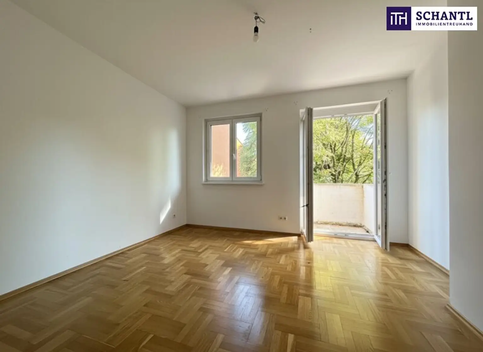 Traumhafte 3-Zimmer-Wohnung in Graz mit Schlossberg-Blick in idyllischer Ruhelage!