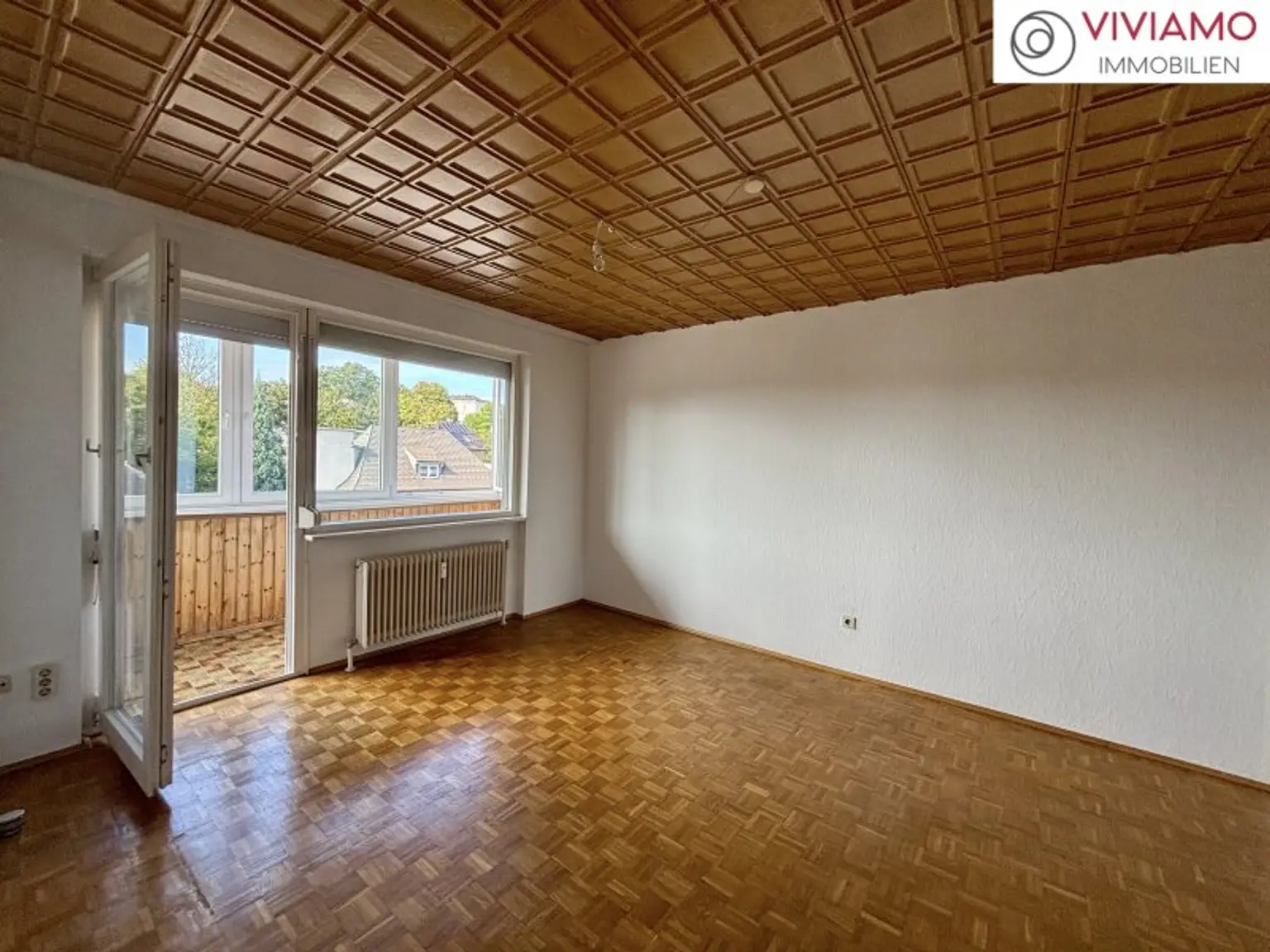 Gepflegte 2-Zimmer-Wohnung mit Loggia und KFZ-Stellplatz!
