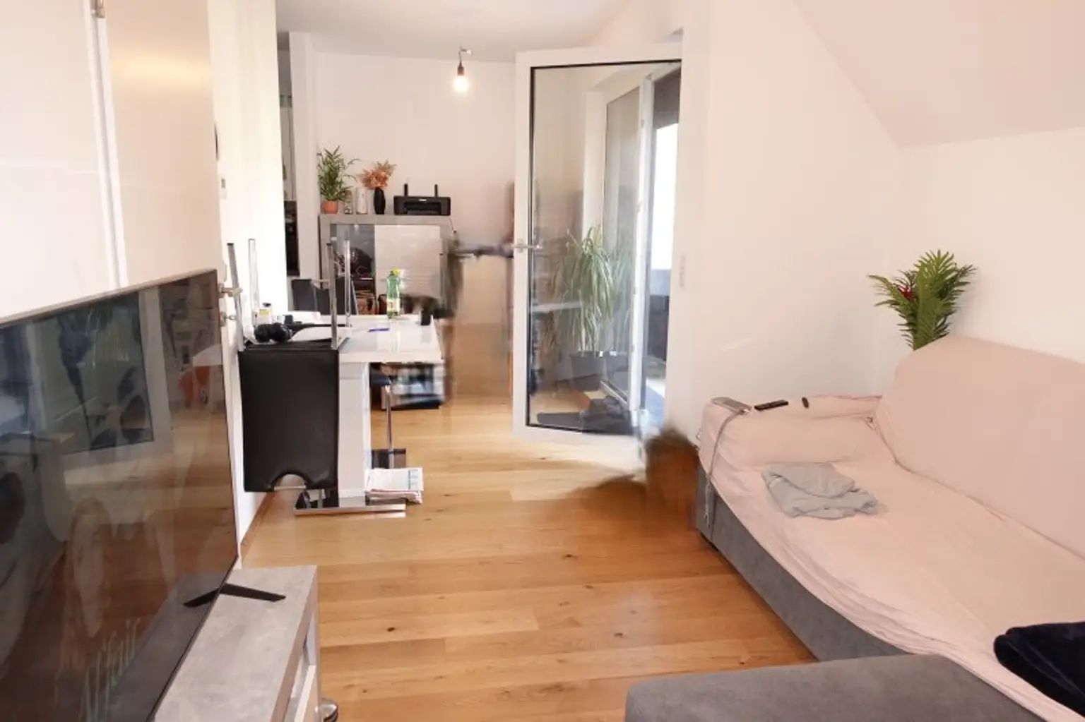 HOFSEITIGE 2 Zimmer BALKON-Neubauwohnung mit IDEALER Aufteilung - Nahe U6 Thaliastraße