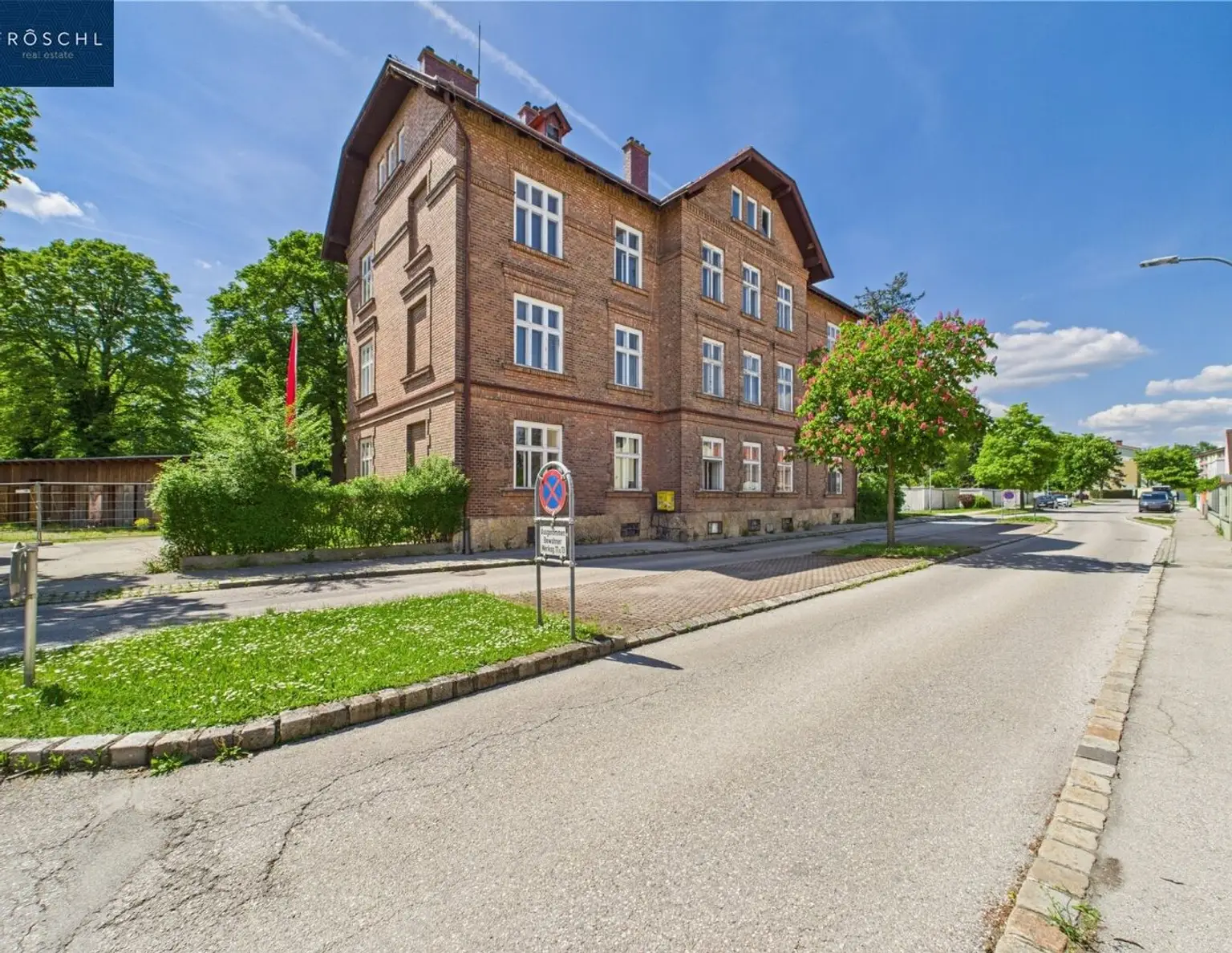 Wo Vision auf Potenzial trifft: Zinshaus 1 - NEUNKIRCHEN - Entwicklungsobjekt in Bestlage
