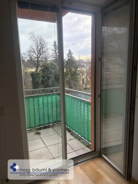 Wohnung mit Balkon und Wintergarten