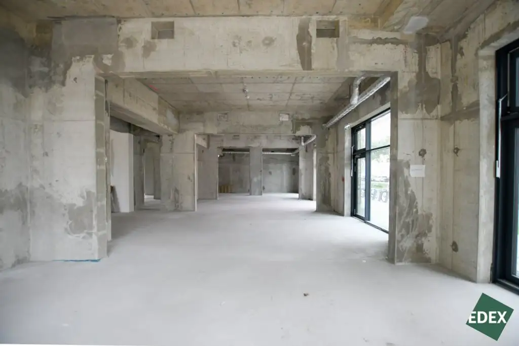Erstbezug | Moderne Gewerbefläche mit hoher Sichtbarkeit und flexibler Nutzung