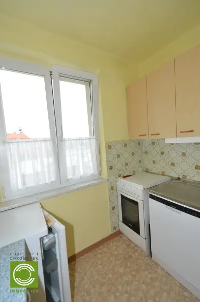 CHRISTOPH CHROMECEK IMMOBILIEN - MÖDLING - Helle, zentrumsnahe und möblierte 2,5 Zimmer zur Miete!