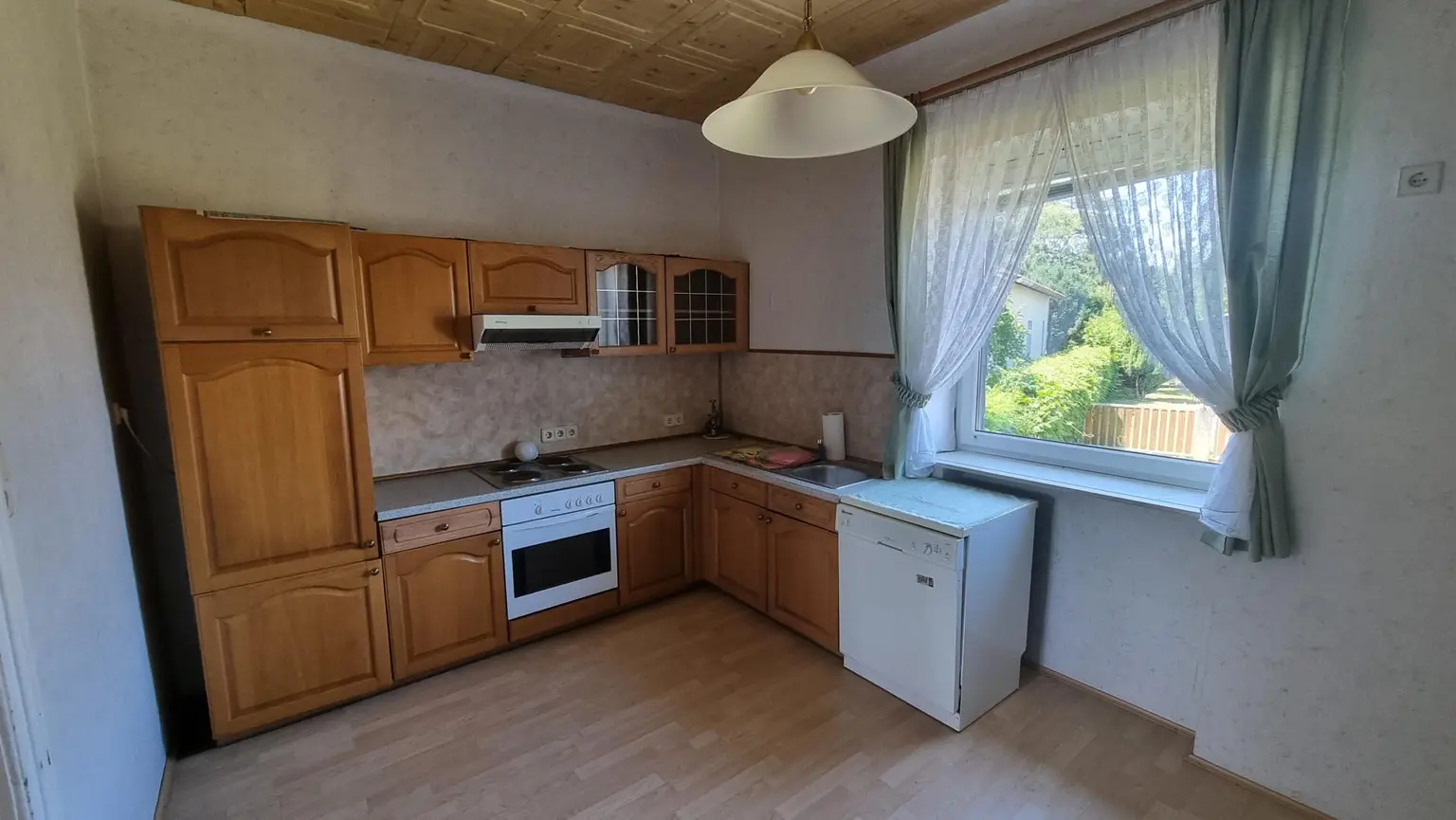 Einfamilienhaus mit großem Grund – viel Platz für Ihre Wohnträume