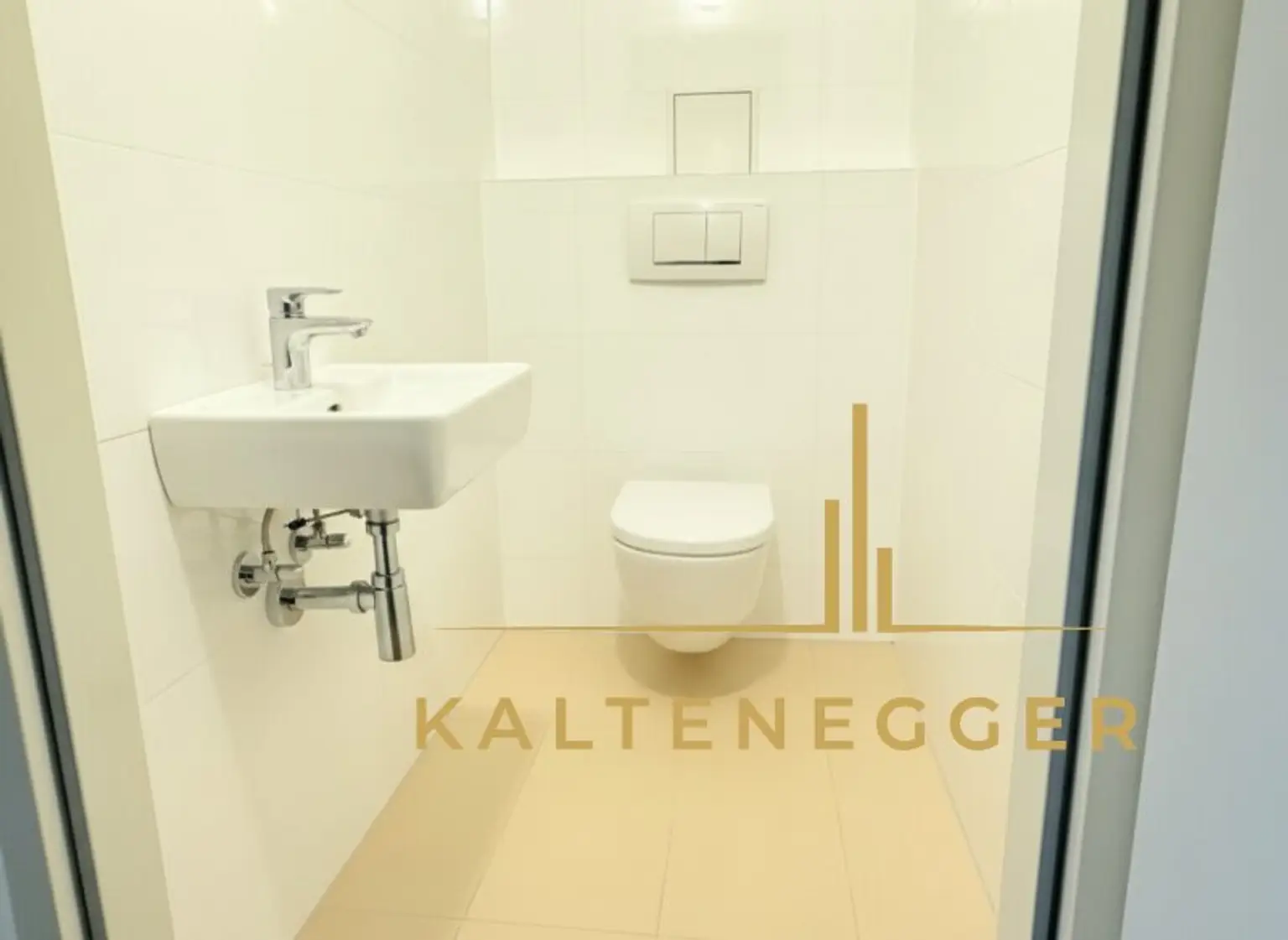 WC 2 im rückwärtigen Bereich