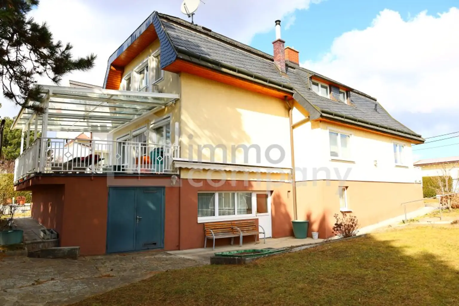 Charmante Villa mit traumhaftem Garten