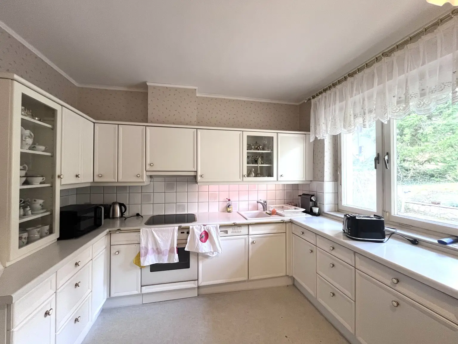 Schönes Einfamilienhaus mit Gartenparadies