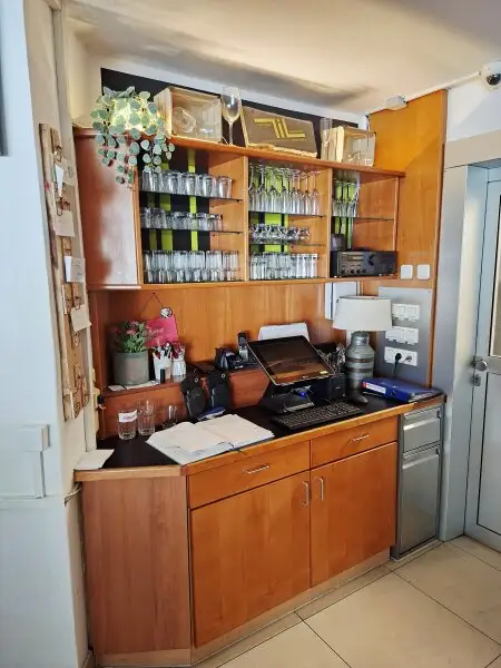 TOP Location mit umsatzstarkem Gastro-Konzept sucht Nachfolger!