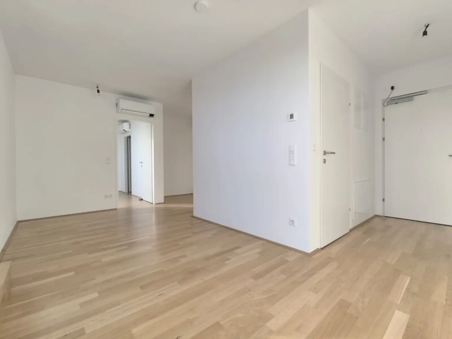 Exklusive 2-Zimmer-Dachgeschosswohnung mit Süd/West-Terrasse – Erstbezug in Toplage Nahe U1 Kagran, Donau Zentrum & Alter Donau