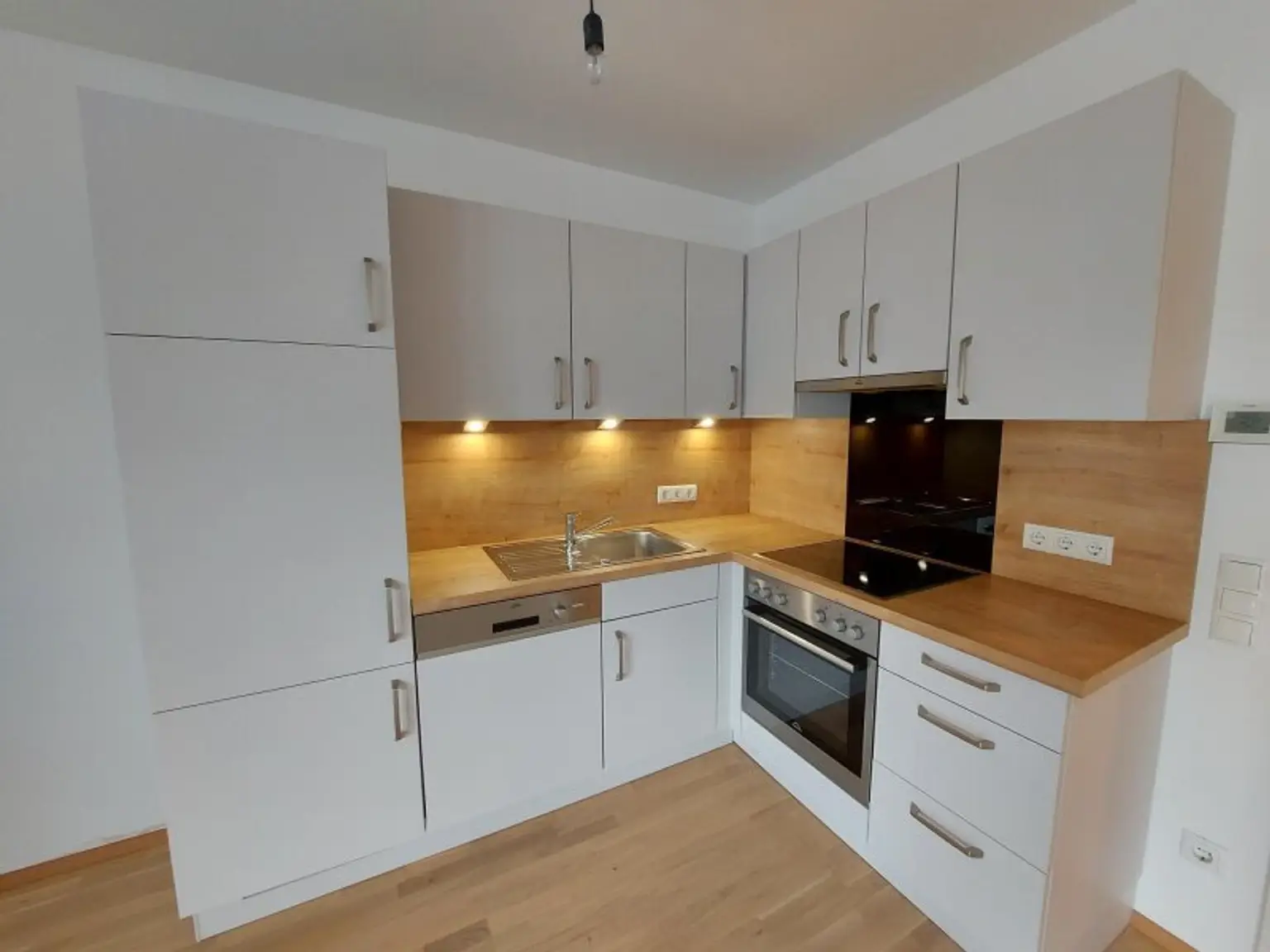 Anlegerwohnung mit Loggia in Wien – Sofortige Mieteinnahmen