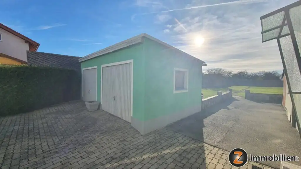 Wampersdorf: Charmantes Haus mit großem Garten und Potenzial