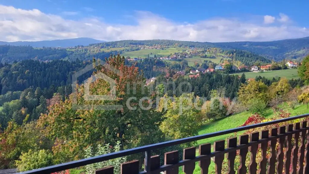 Zwischen Himmel und Hügeln - Panoramablick bis nach Slowenien