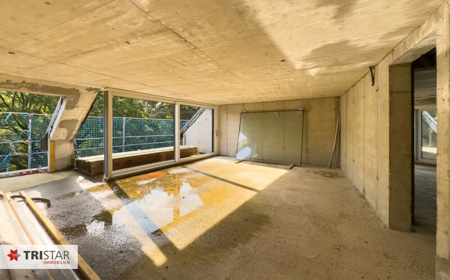 Investment am Wolfersberg · Architektur & Natur vereint! 18 Einheiten, 26 Garagenplätze, Dachgärten mit Pool – Waldpanorama !
