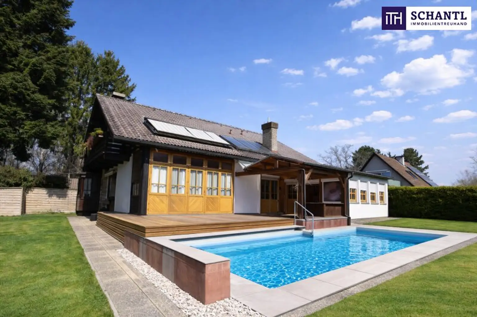 Charmantes Einfamilienhaus mit großem Garten, Pool & viel Herz in Graz-Liebenau!