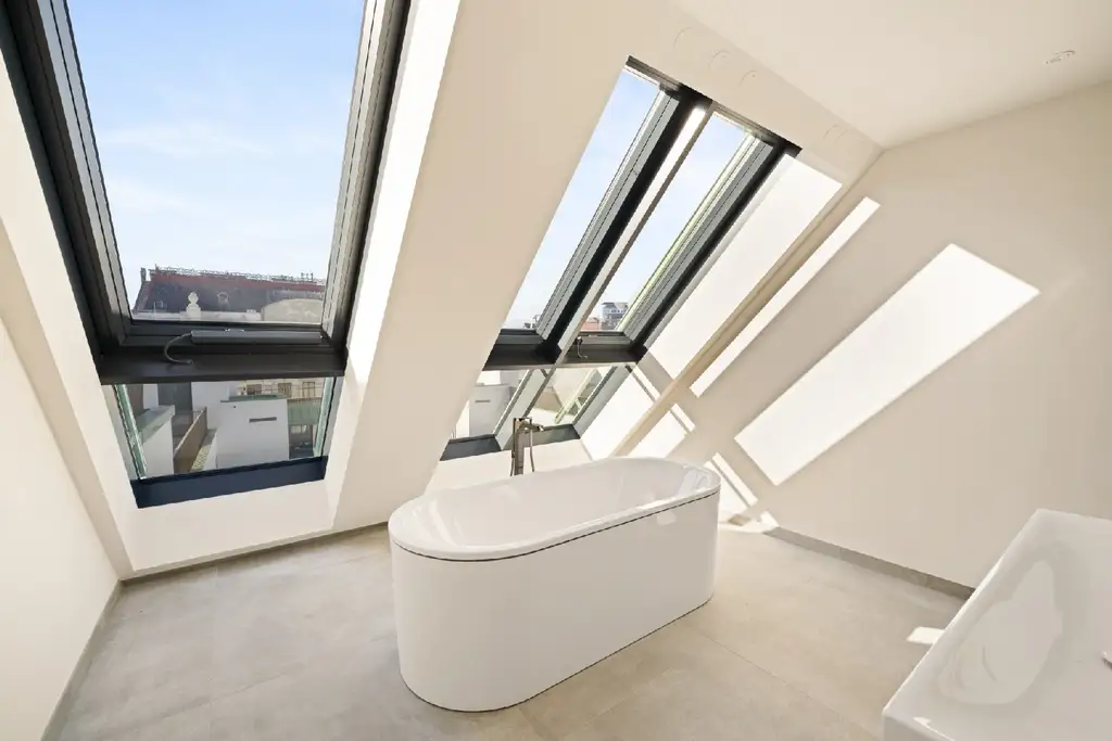 Top-Penthouse am Naschmarkt mit spektakulärer Dachterrasse und atemberaubendem Blick über Wien