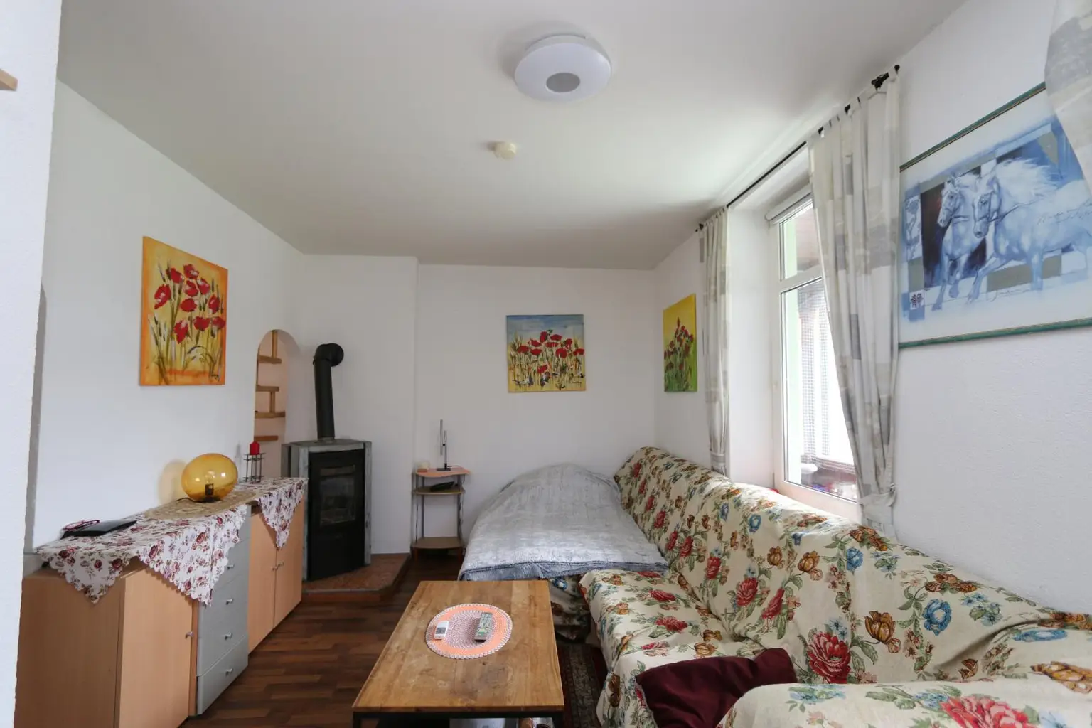 Charmante 2-Geschoss-Wohnung mit Seeblick am Ossiacher See