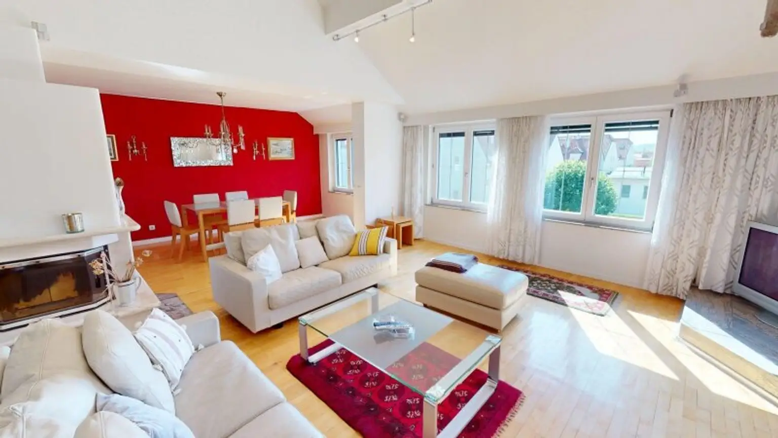 Einmalige Dachgeschoss-Maisonette mit Top-Ausstattung