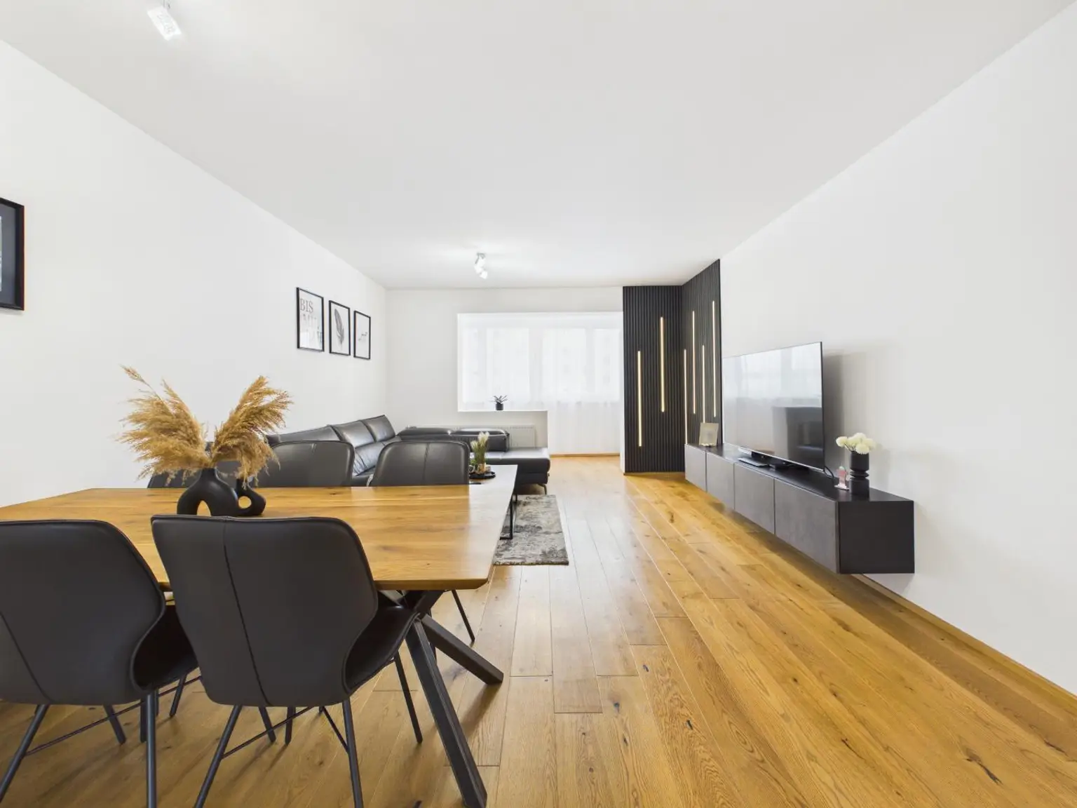 Wohn- und Essbereich 2