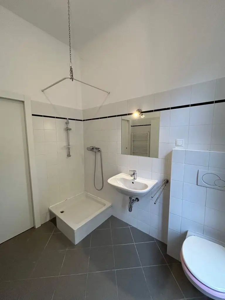 Charmante 1-Zimmer-Altbauwohnung  in ruhiger Seitengasse nächst Rosentalgasse