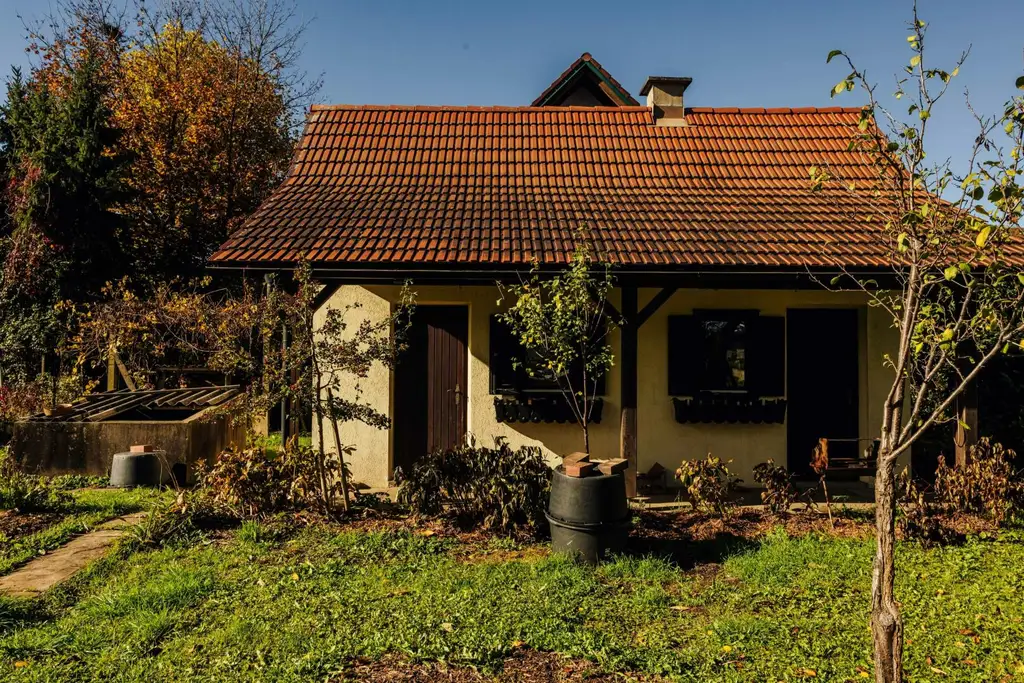 Straßgang: 140m² Einfamilienhaus mit Potenzial! Baudichte 0,3-0,6 sonnig gelegen!