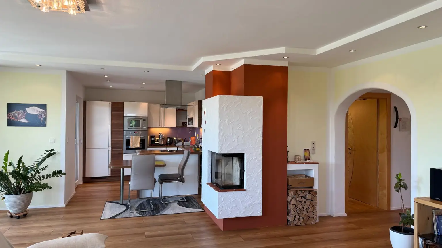 gepflegter, bezugsfertiger Bungalow mit Weitblick in sonniger Lage