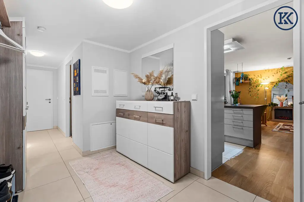 OPEN HOUSE am Dienstag den 19.08.25 ab 10 Uhr für die
Hofseitige 3-Zimmer-Wohnung mit 14 m² Loggia