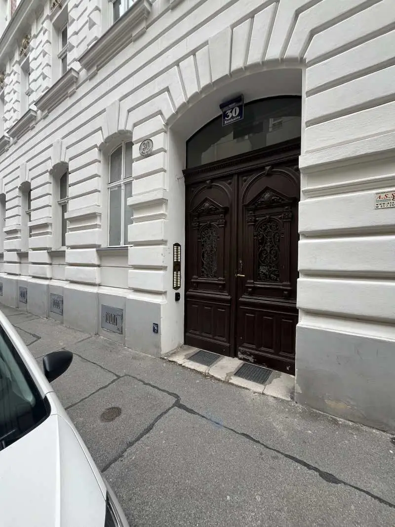 Unbefristet vermietete 2-Zimmer-Wohnung in Bestlage /
Nahe Mariahilfer Straße