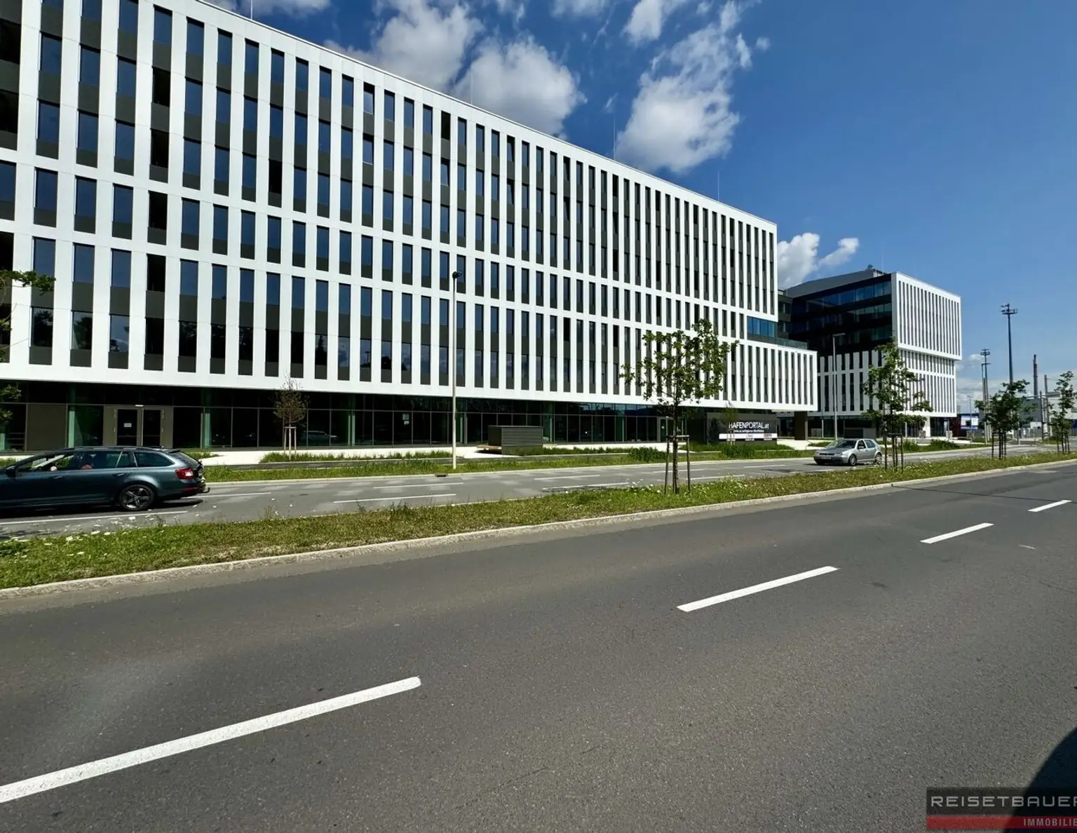 DAS HAFENPORTAL I 1030 m² BÜROFLÄCHE IM 4.OG