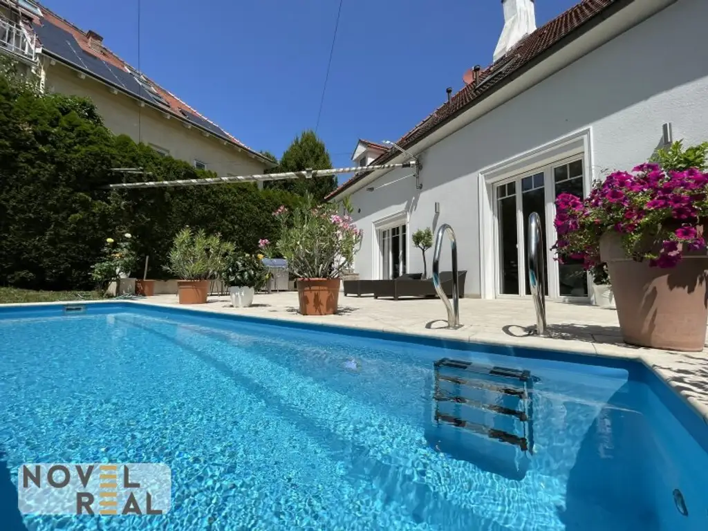Exklusive Villa mit privatem Pool und idyllischem Garten in Toplage von Wien-Hietzing!