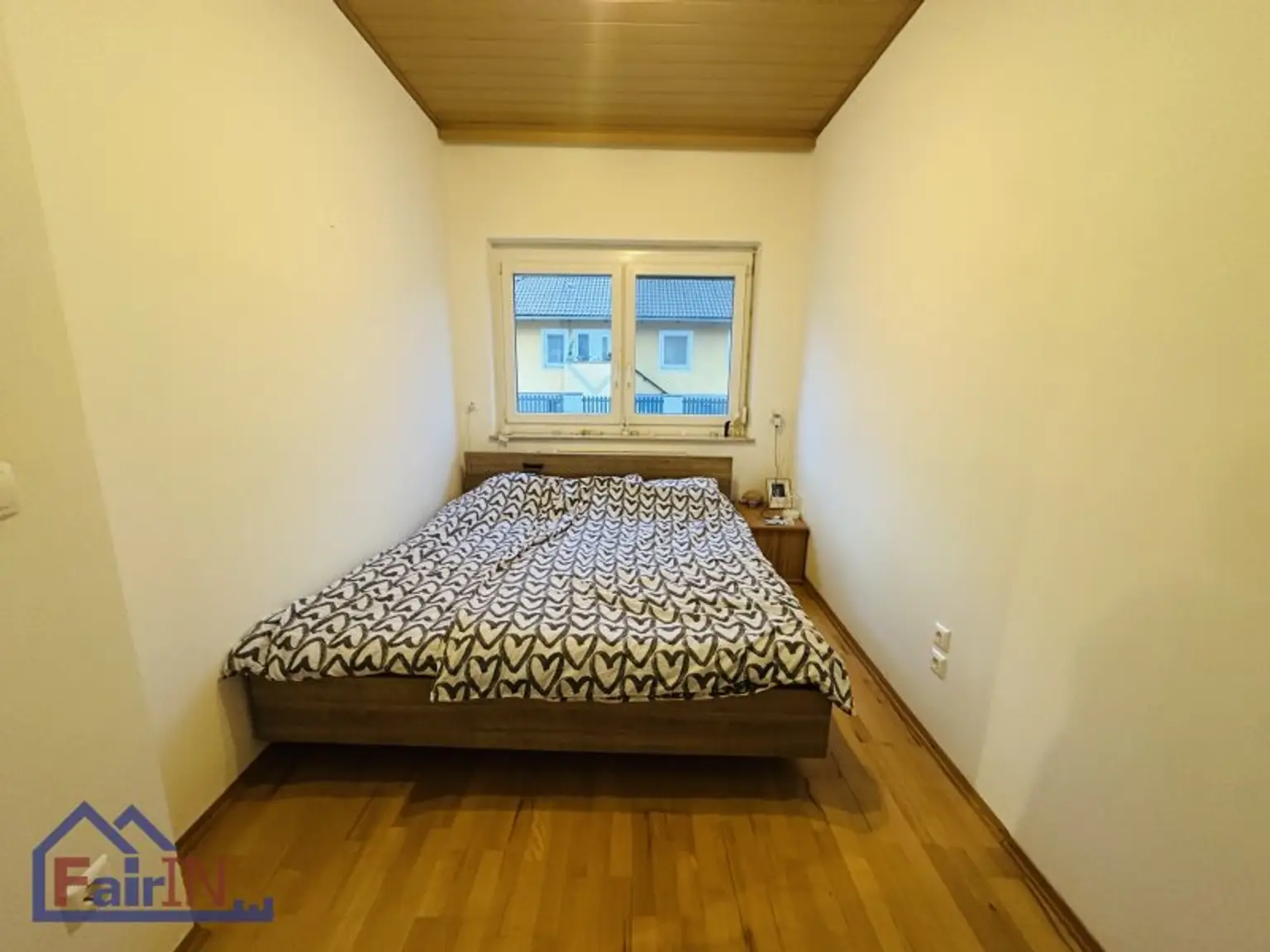 Traumhaus in Sollenau: Gepflegtes 140m² Heim mit Garten, Garage!