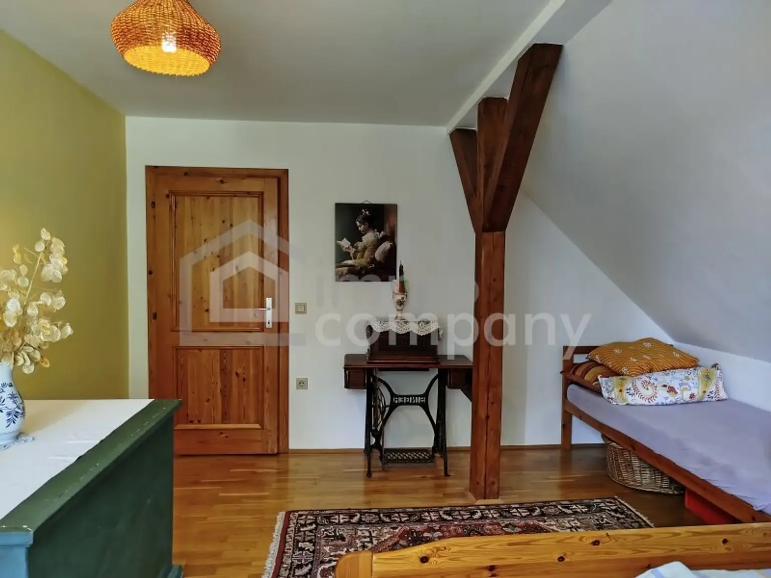 Einfamilienhaus mit großem Garten in ruhiger Sackgasse