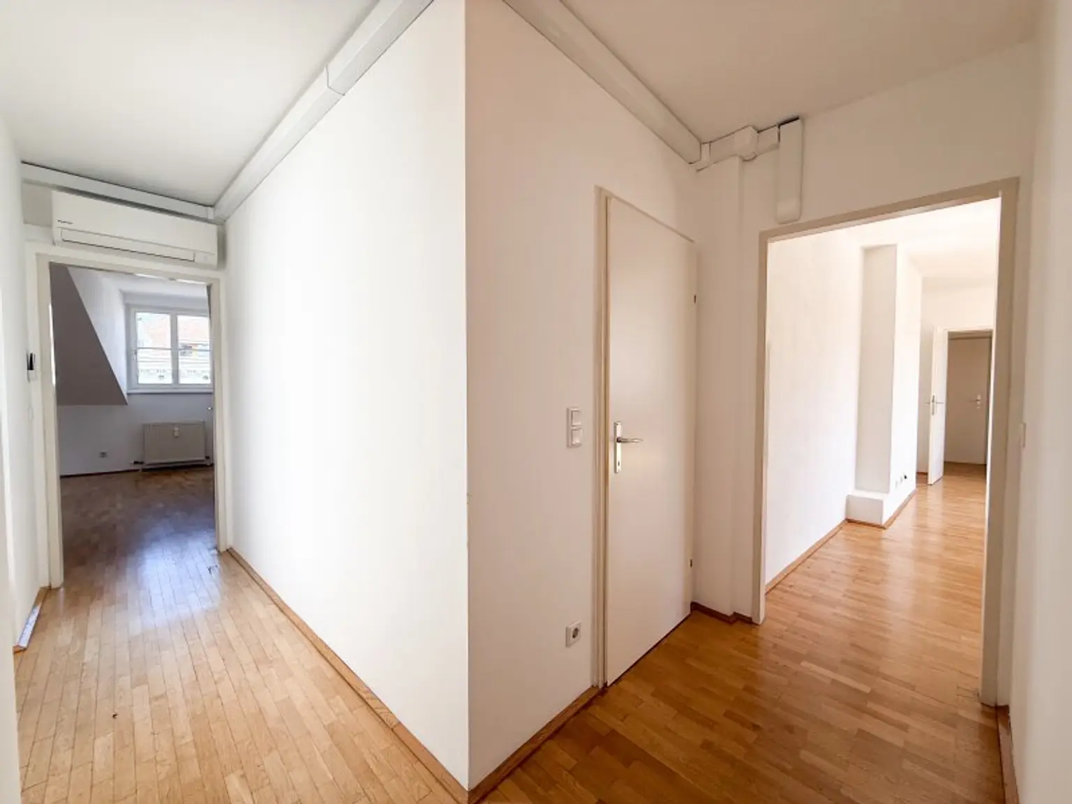 Prachtvolle 3-Zimmerwohnung in 1070 Wien mit Terrasse zu vermieten