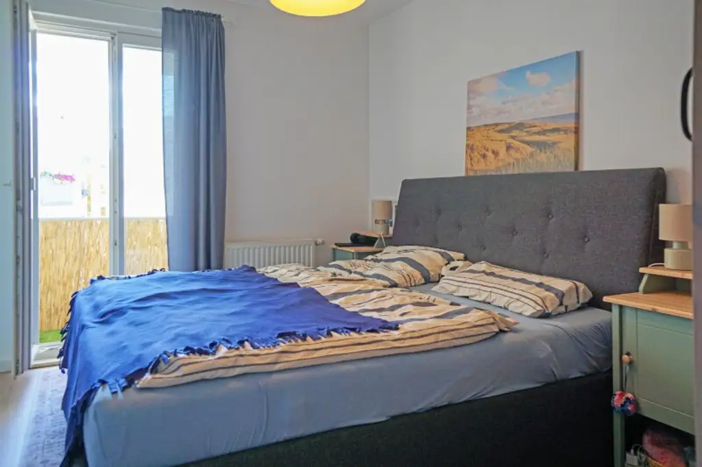 4-Zimmer Maisonettewohnung mit nord- und südseitigen Außenbereichen Nähe Liesinger Platz