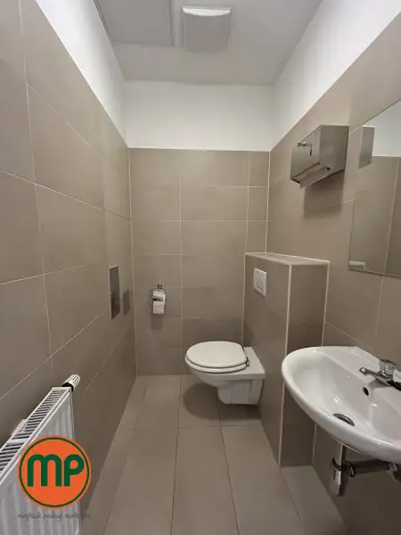 Altbau-Büro mit Flair in Toplage inkl. Alarmanlage und Sicherheitstüre