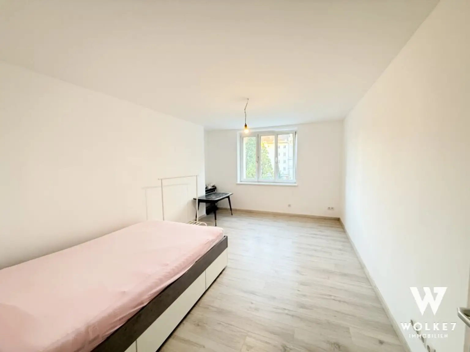 Charmante Wohnung mit Blick auf die Kirche – generalsanierte Anlage in Toplage von Simmering