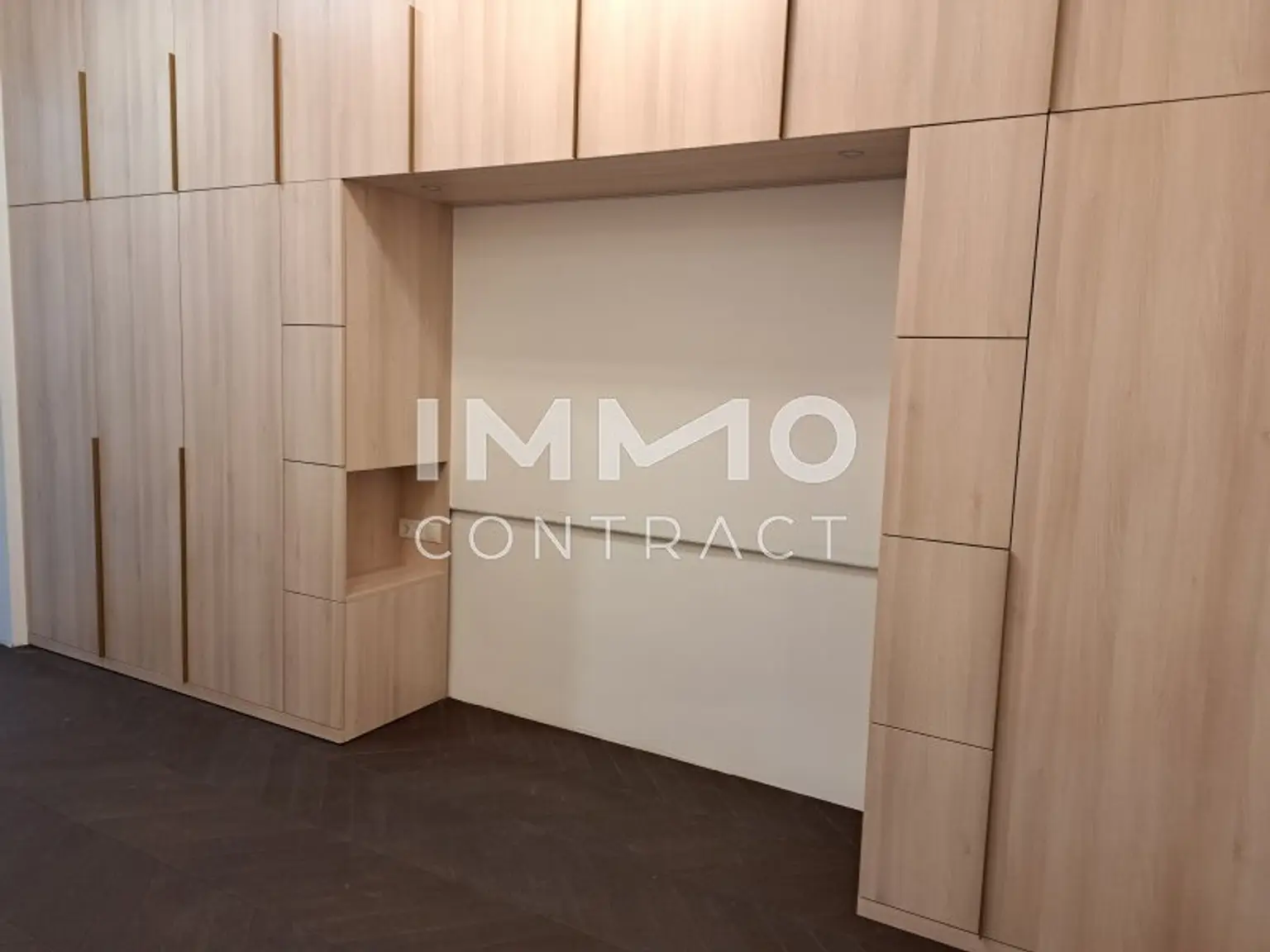 Einbaumöbel im 1. Schlafzimmer