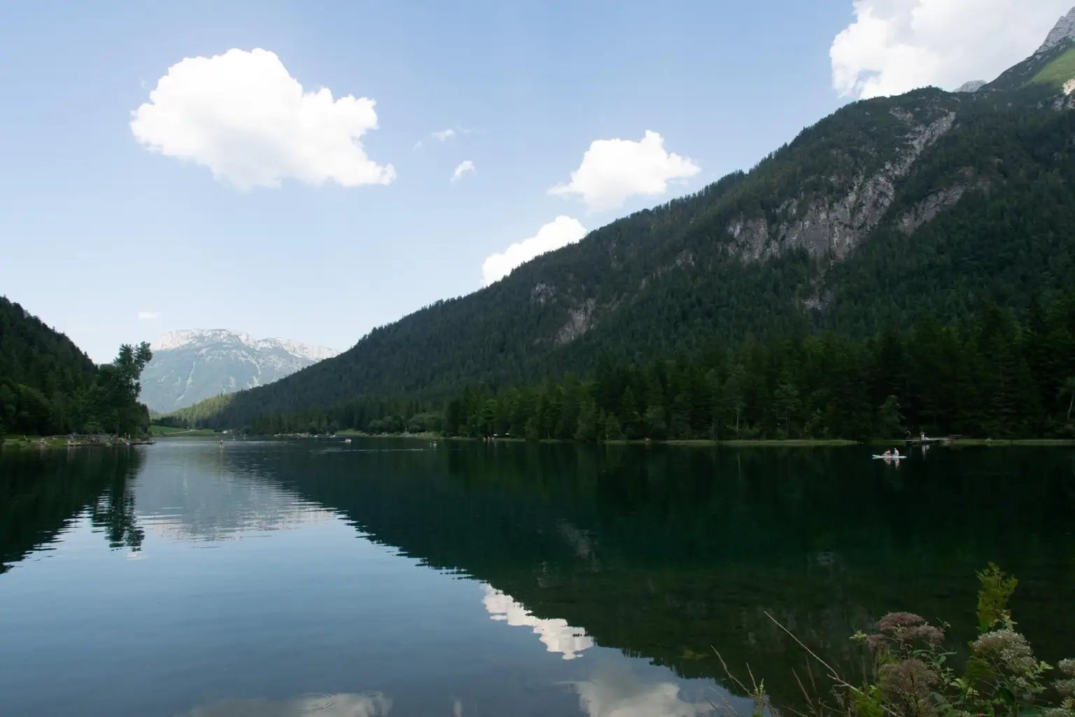 Der Pillersee liegt gleich in der Nähe.