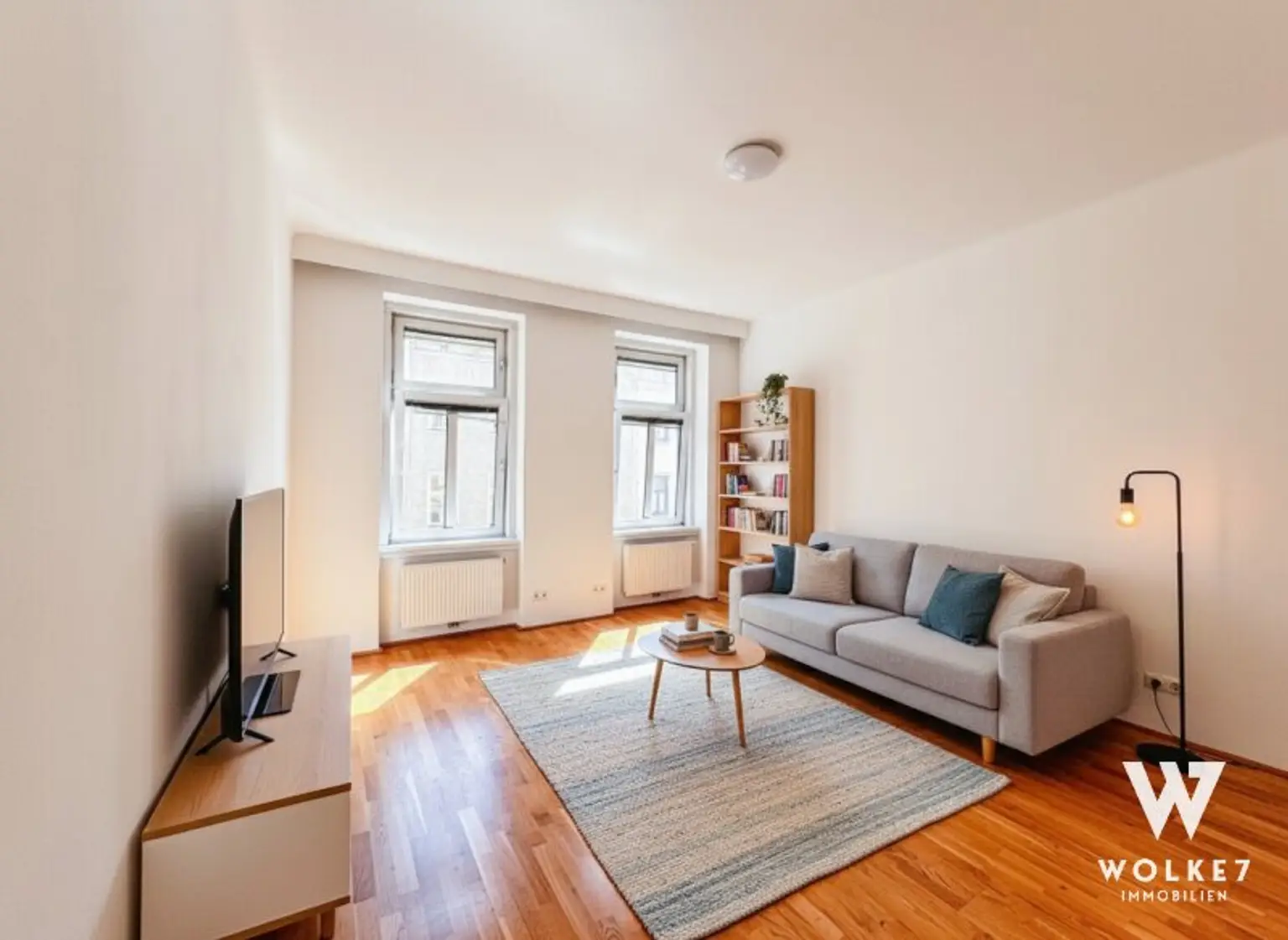 1,5-Zimmer Altbauwohnung mit großzügigem Balkon | Nähe U3 Johnstraße